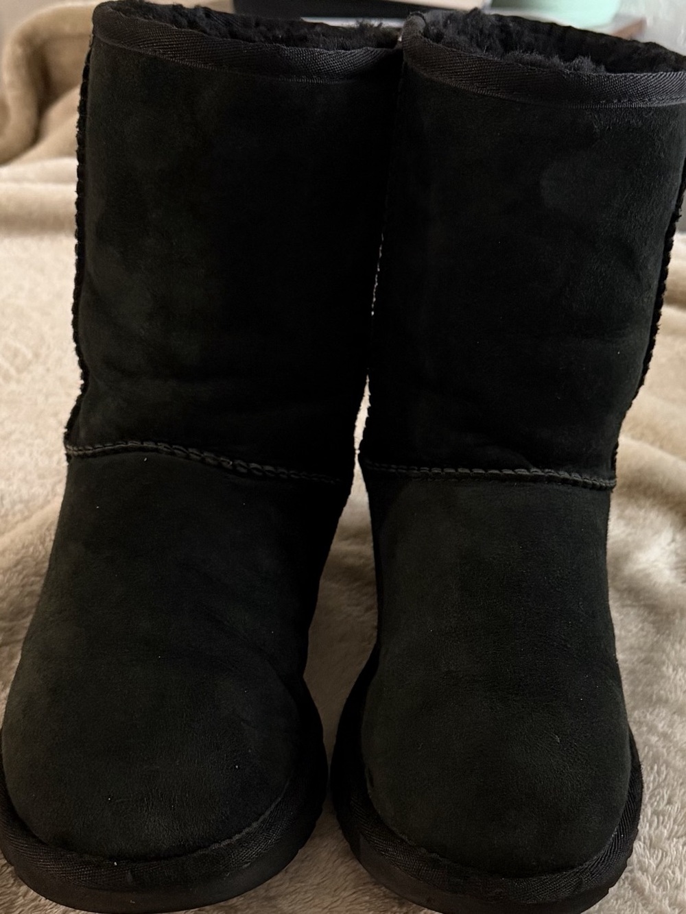 UGG Classic Short Boot Black Winter Boots US 6